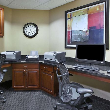 Hampton Inn & Suites Wichita-Northeast Экстерьер фото