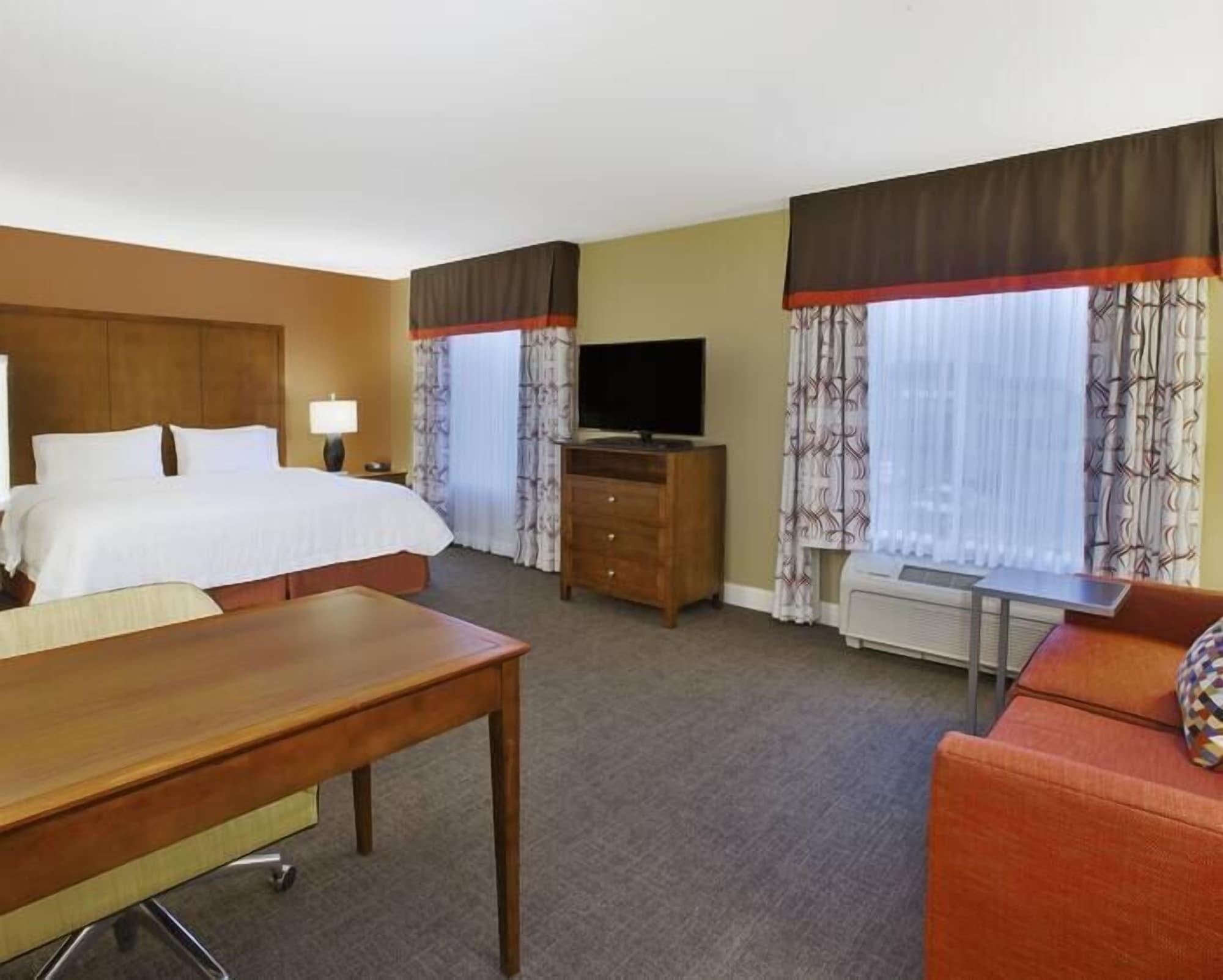 Hampton Inn & Suites Wichita-Northeast Экстерьер фото